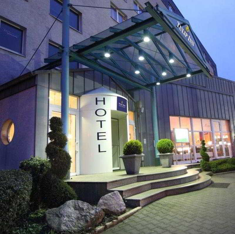 Ramada By Wyndham Bottrop City المظهر الخارجي الصورة